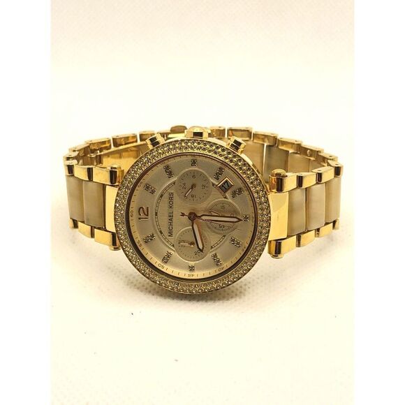 Michael Kors MK5632 Women's Stainless Steel Analog Champange Dial Watch LP119 - Picture 5 of 9